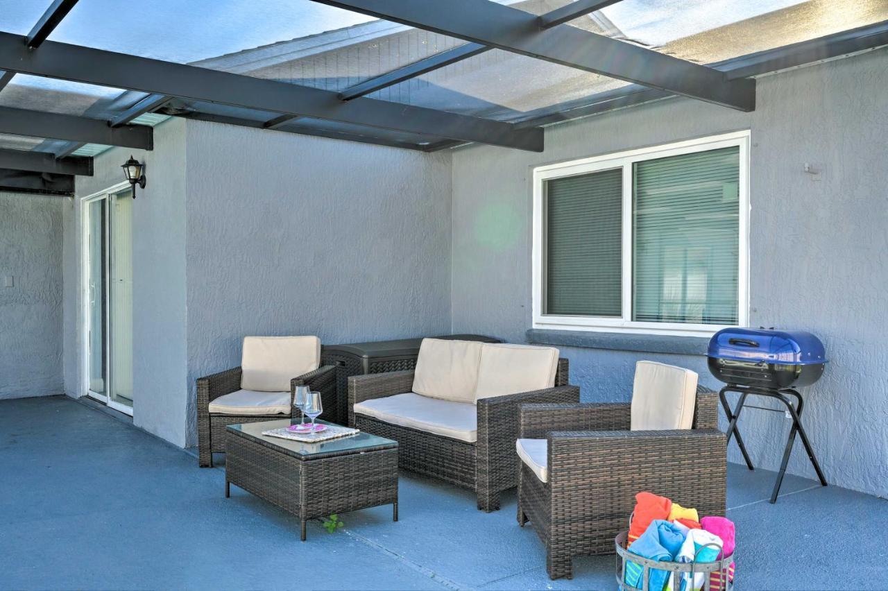 Port Richey Getaway With Lanai, Pool And Grill! Villa New Port Richey Eksteriør bilde